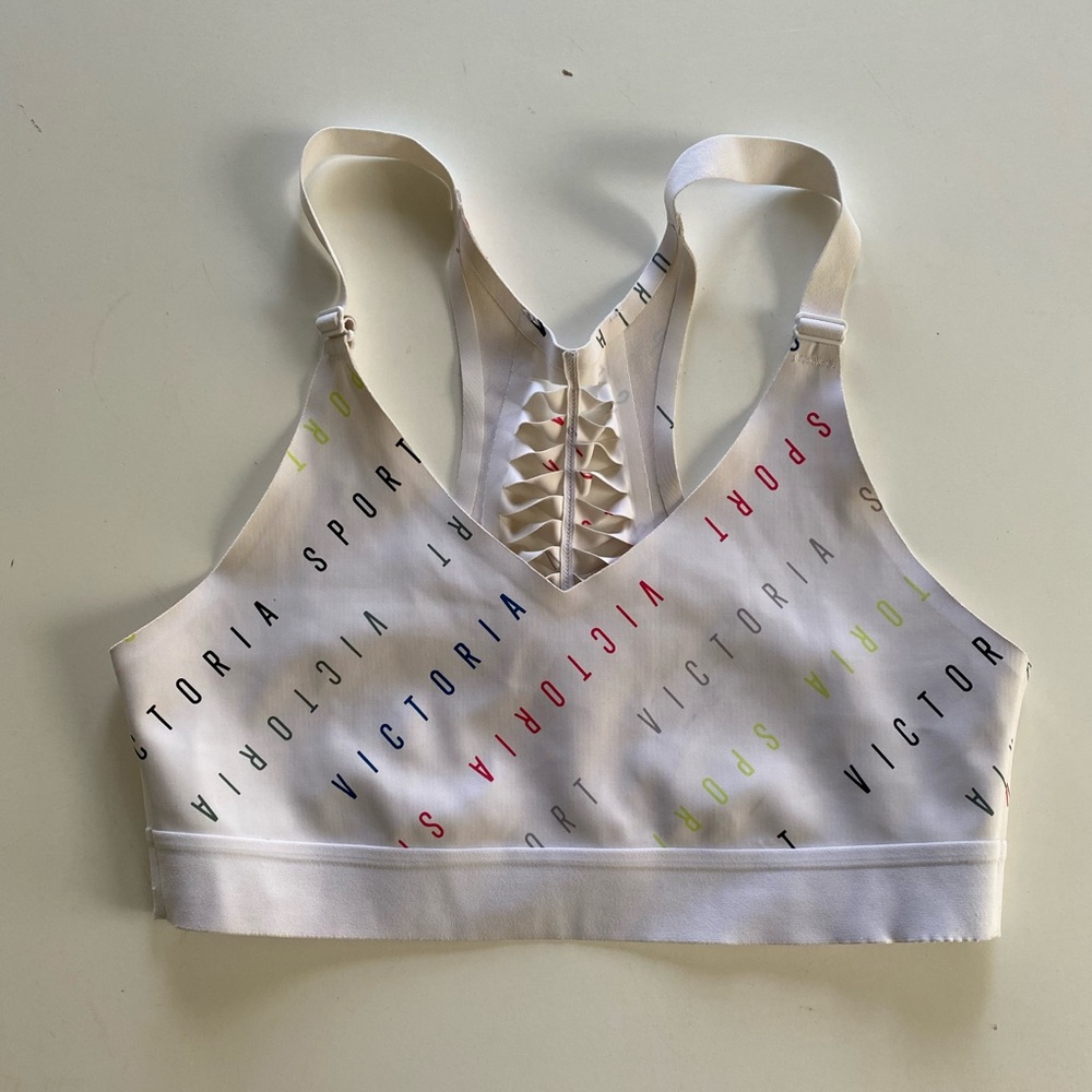Victoria’s Secret Seamless White Sport Bra Medium